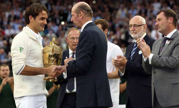 Duke of Kent presents to Roger Federer